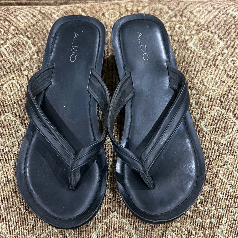 Aldo Flip Flops